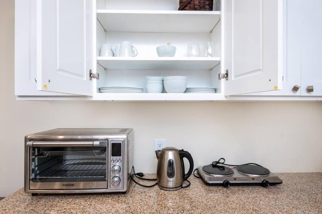 Casa vacanze Serene 1br House: Explore La's
